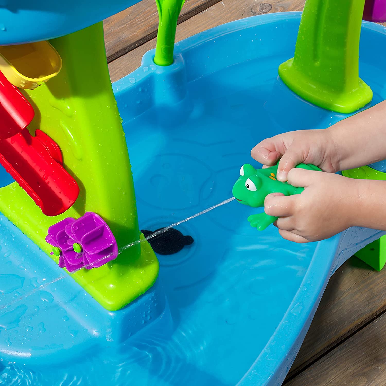 Step2 Rain Showers Splash Pond Water Table | Kids Water Play Table with 13Pc set